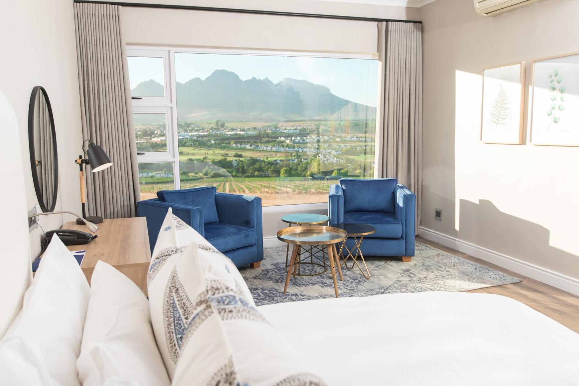 Protea Hotel By Marriott Stellenbosch & Conference Centre Exterior photo